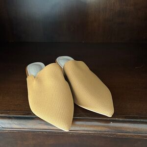 Stylish Tan Pointed Mules